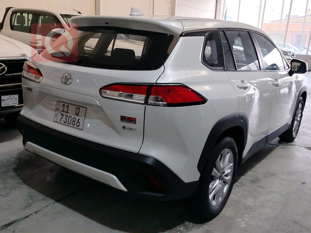 تۆیۆتا کۆرۆلا کرۆس